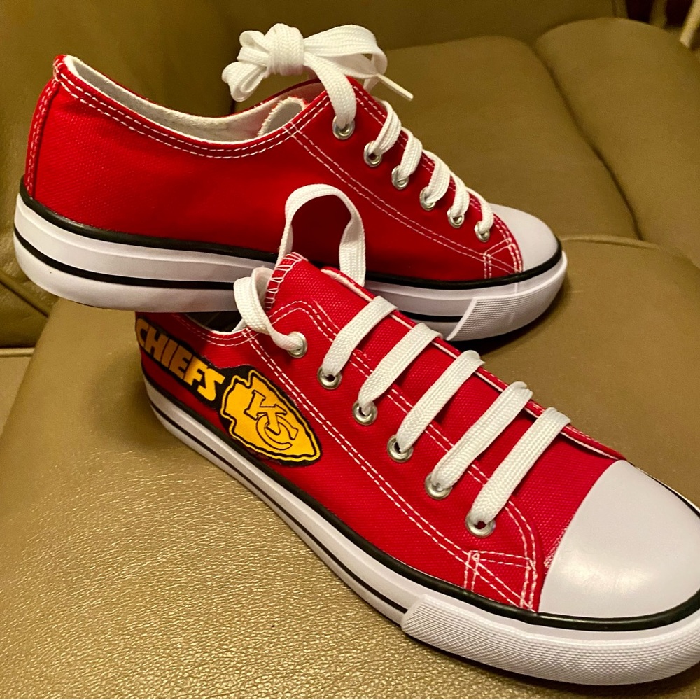 Chief’s Great looking Chuck Sneakers